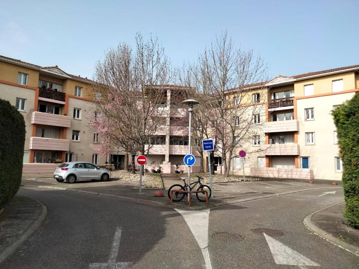 Grand T3 Avec Clim, Parking Et Terrasse Privative - Agen Lejlighed Eksteriør billede