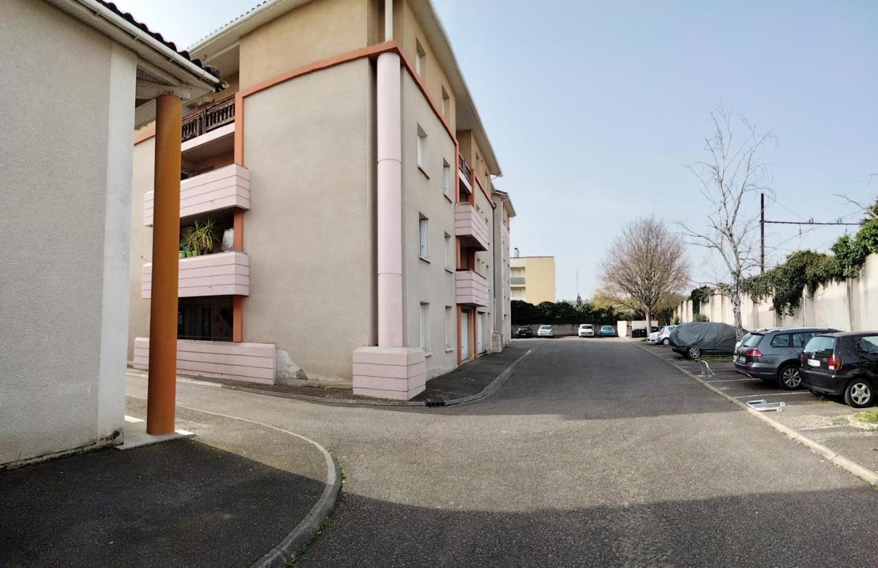 Grand T3 Avec Clim, Parking Et Terrasse Privative - Agen Lejlighed Eksteriør billede